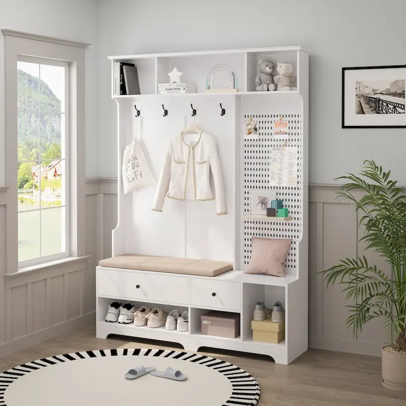 Porte-manteau d'entrée avec banc rembourré, patère, étagères de rangement et panneau perforé