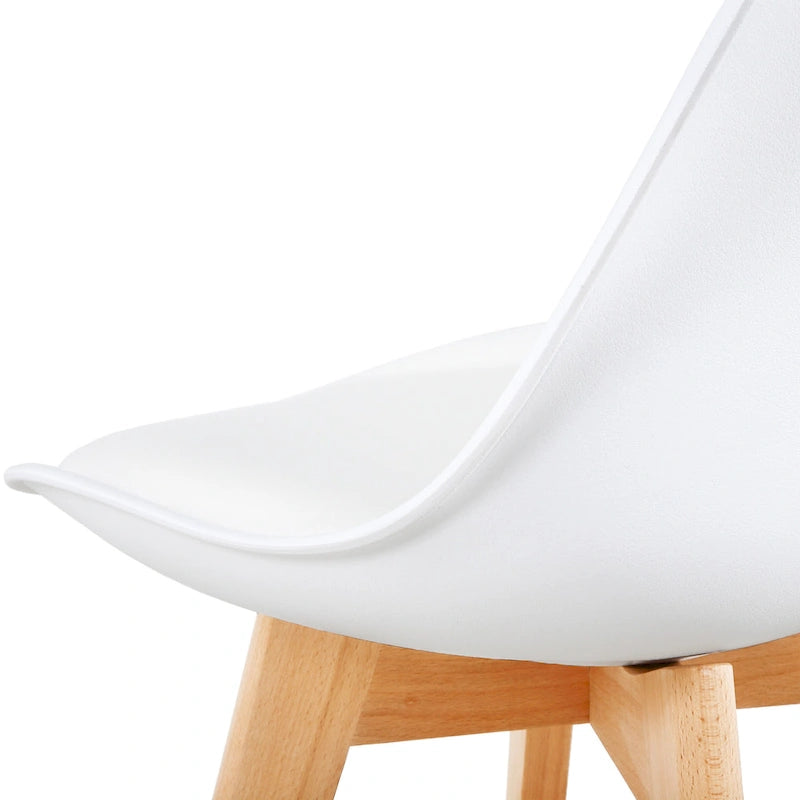Chaise de salle à manger avec pieds en bois, sans roulettes