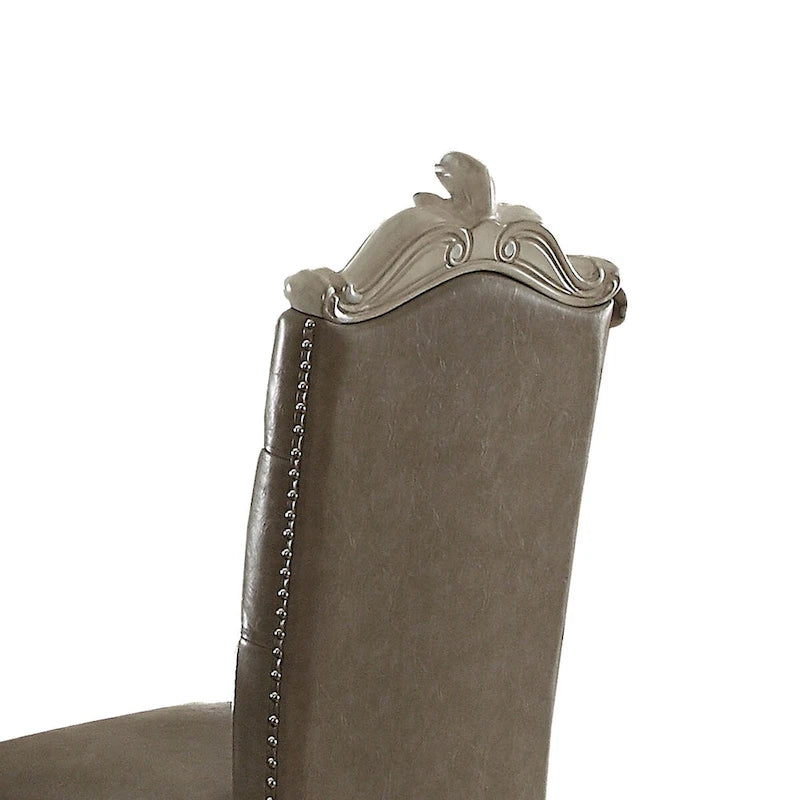 Chaise de comptoir en bois, garnie de similicuir avec clous décoratifs, grise et blanche