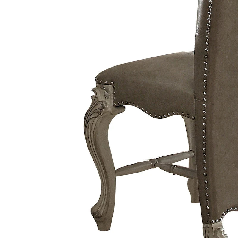 Chaise de comptoir en bois, garnie de similicuir avec clous décoratifs, grise et blanche