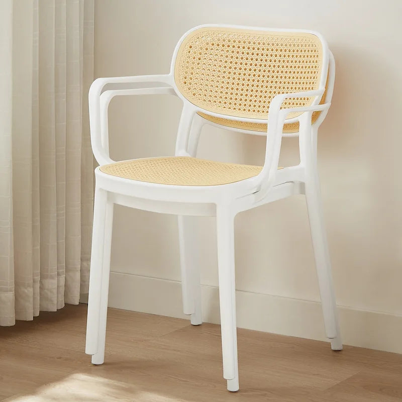 Chaise de salle à manger moderne empilable pour intérieur et extérieur