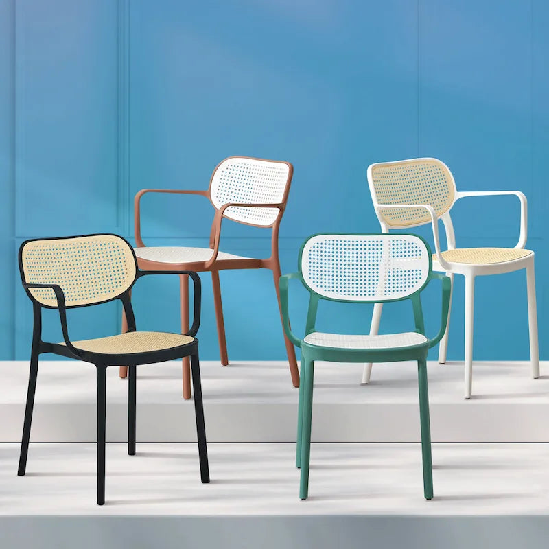 Chaise de salle à manger moderne empilable pour intérieur et extérieur