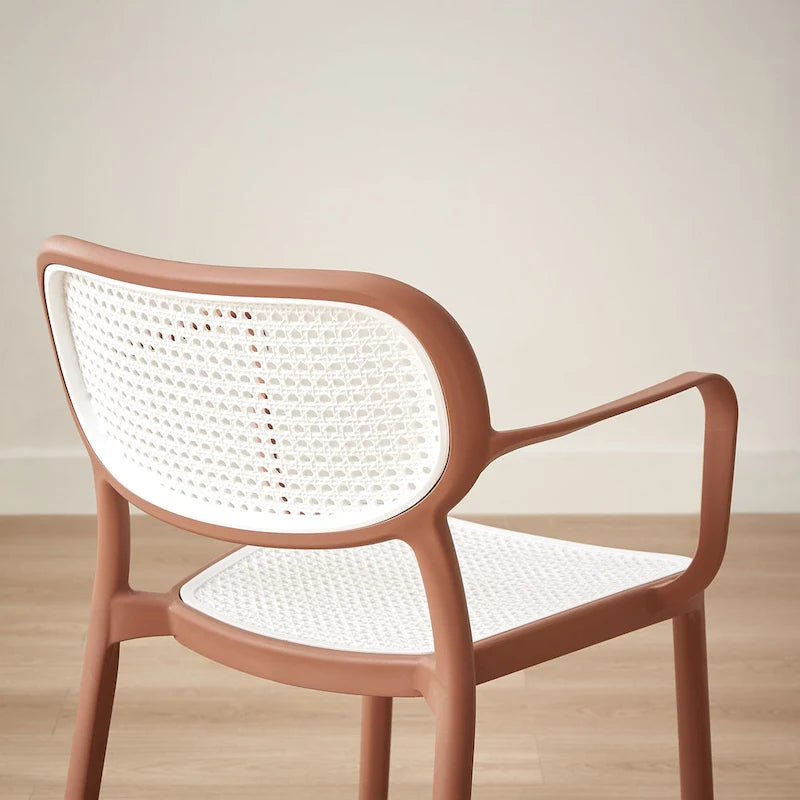 Chaise de salle à manger moderne empilable pour intérieur et extérieur