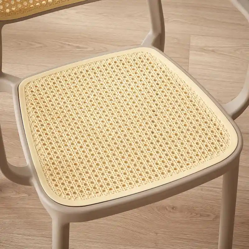 Chaise de salle à manger moderne empilable pour intérieur et extérieur