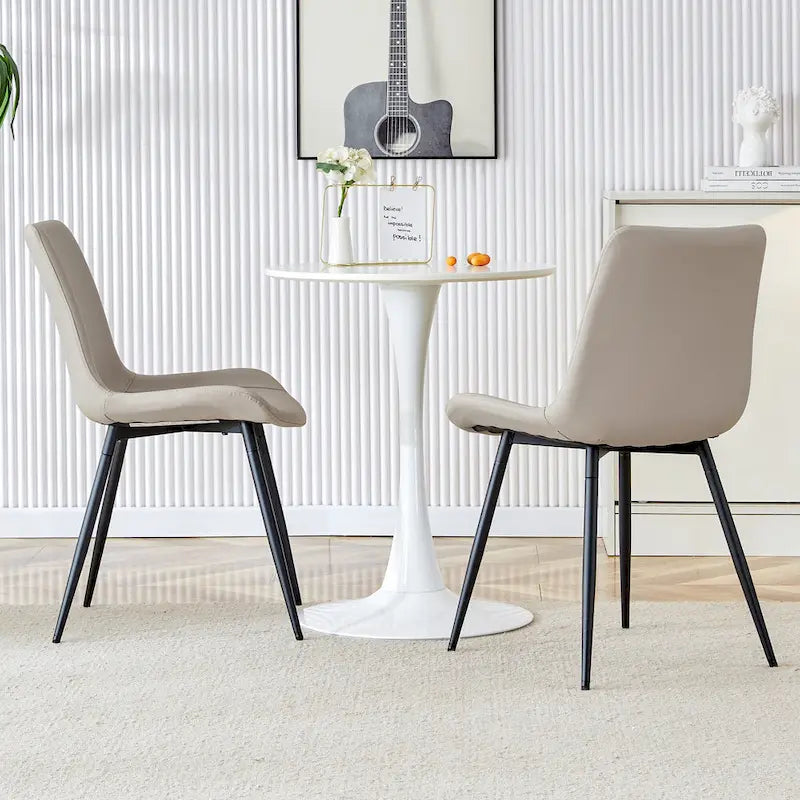 Chaise de salle à manger capitonnée avec pieds en métal